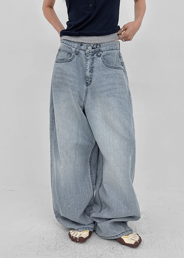 Comtian Back Pocket Washed Wide Denim Pants