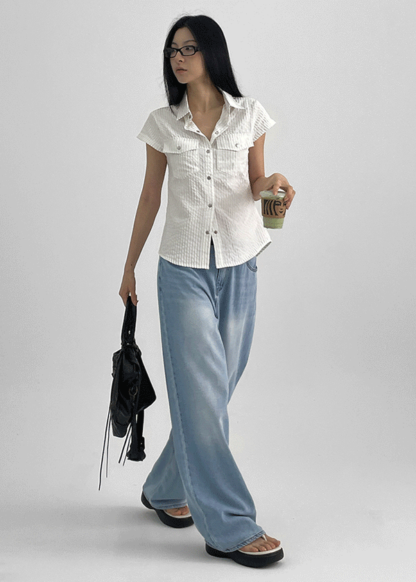 Bammi Embossed Stripe Short Sleeve Shirt