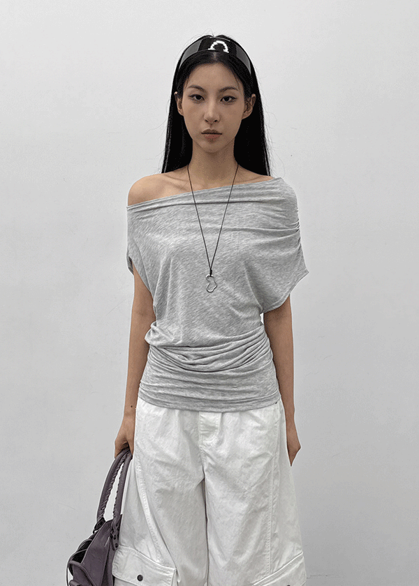 Jencho Asymmetrical Off-shoulder Short Sleeve T-shirt