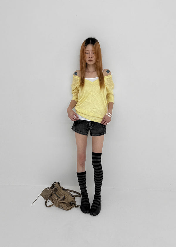 Duto V-neck Sleeveless Top