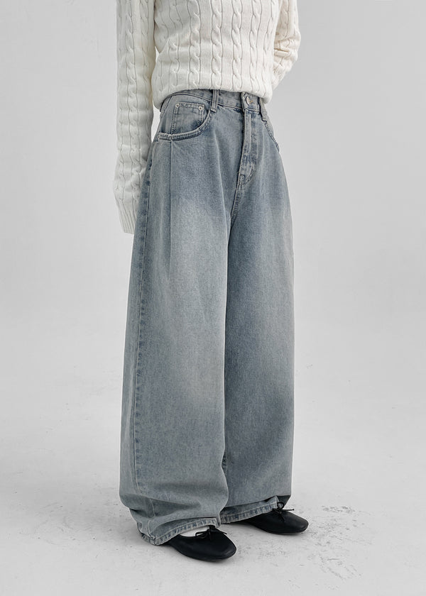 Moblanc One Tuck Wide Denim Pants