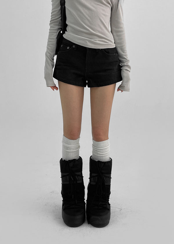 Hotk 不褪色短牛仔褲