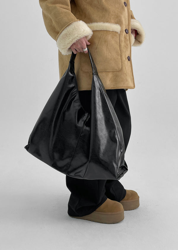Oiseng Enamel Big Shoulder Bag