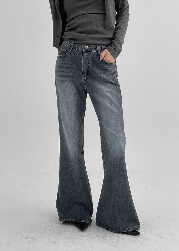 Bonia Boots Cut Washing Denim Pants