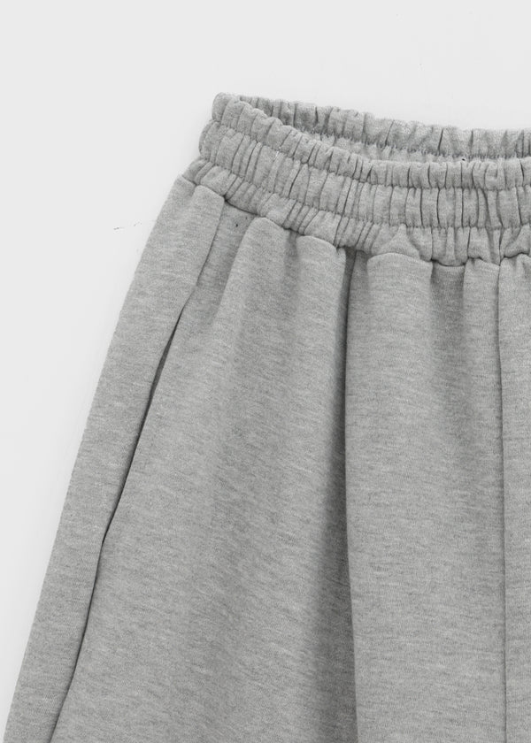 (UNISEX) Hugging Pintuck Bermuda Banding Pants
