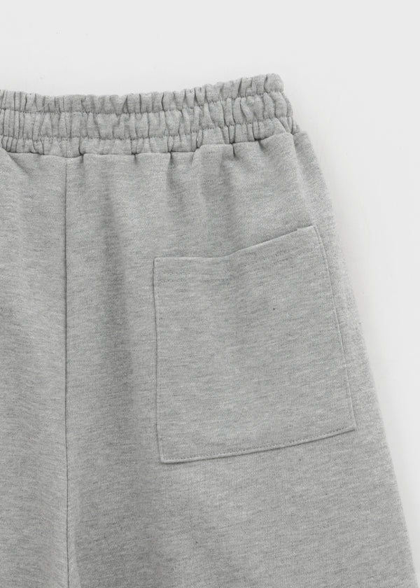 (UNISEX) Hugging Pintuck Bermuda Banding Pants