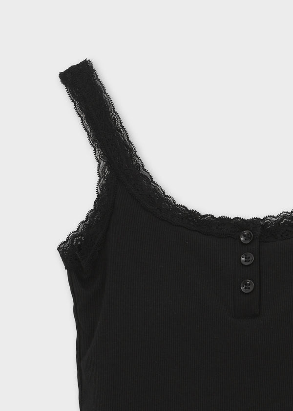 Doelt Henry Neck Lace Sleeveless (Built-in Cap)
