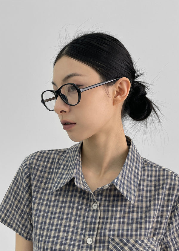 Groosing Horn-rimmed Glasses