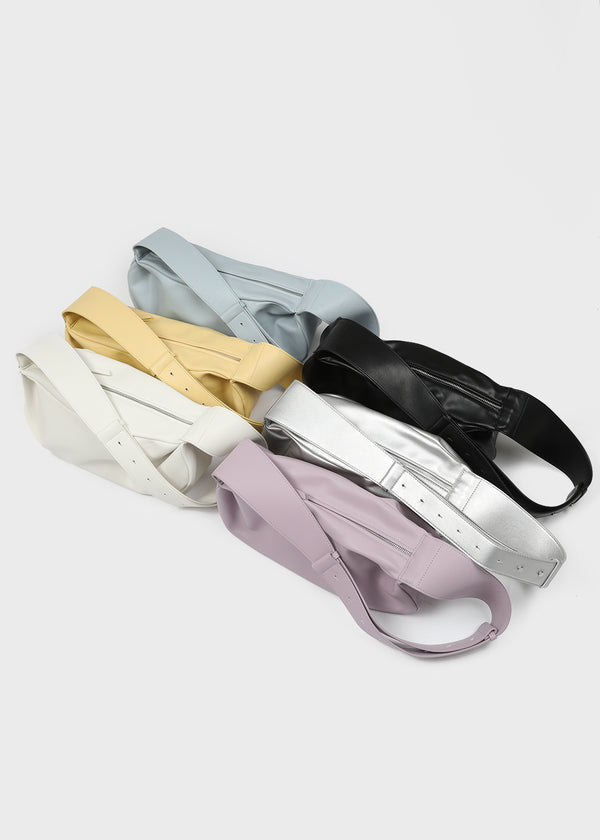 Diquas Leather Crossbody Bag