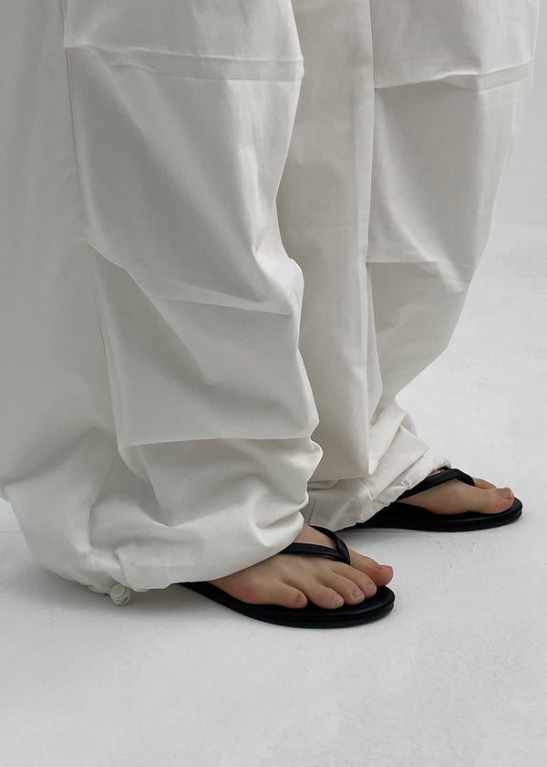 Mohiting Leather Flat Flip-Flops