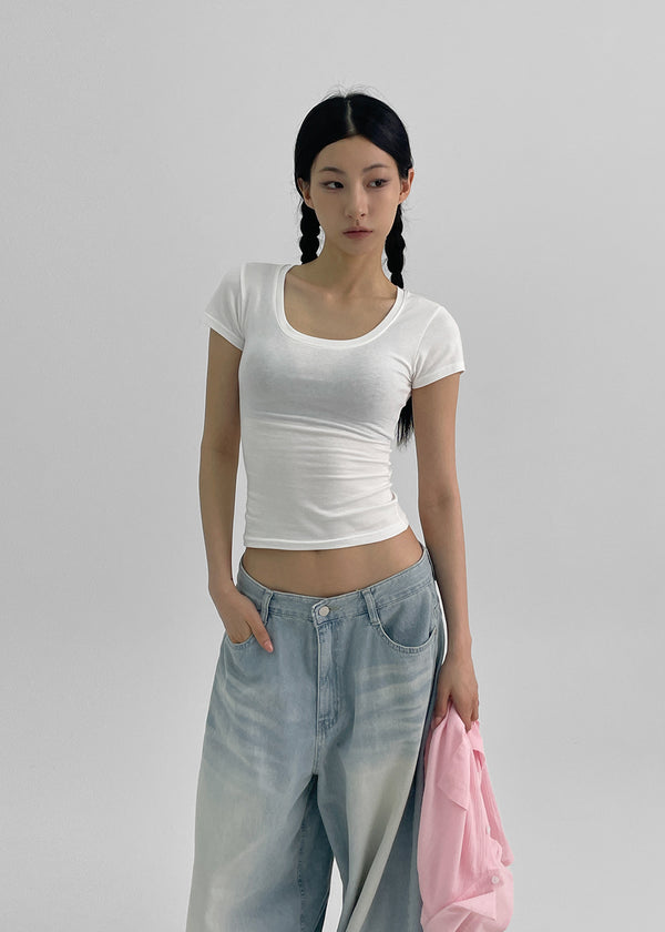 Dicuber Slim U-Neck Short Sleeve Tee