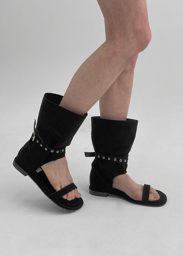 Tidy Eyelet Suede Mid Boots