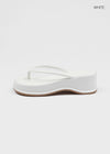 Byache Daily Leather Thong Sandals