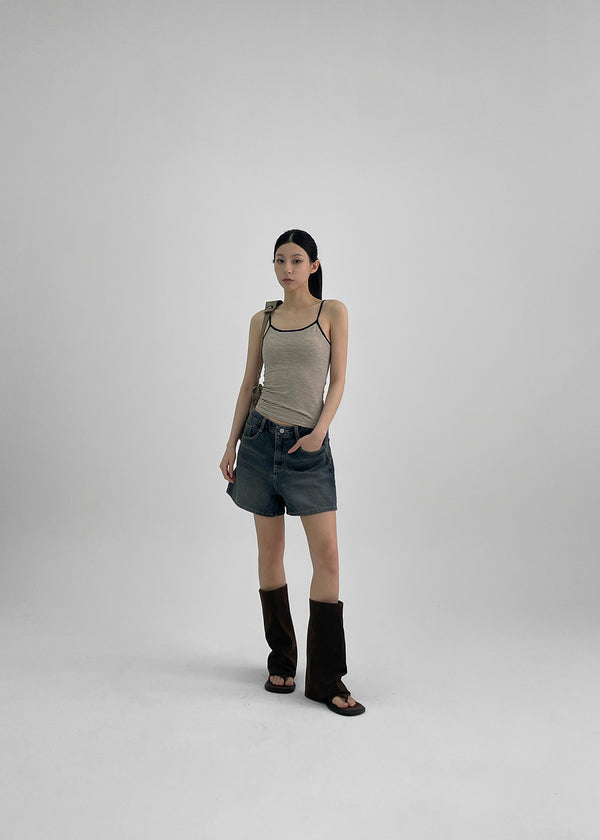 Raviol Stripe Cap Sleeveless Top (Built-in Cap)