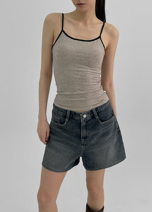 Raviol Stripe Cap Sleeveless Top (Built-in Cap)