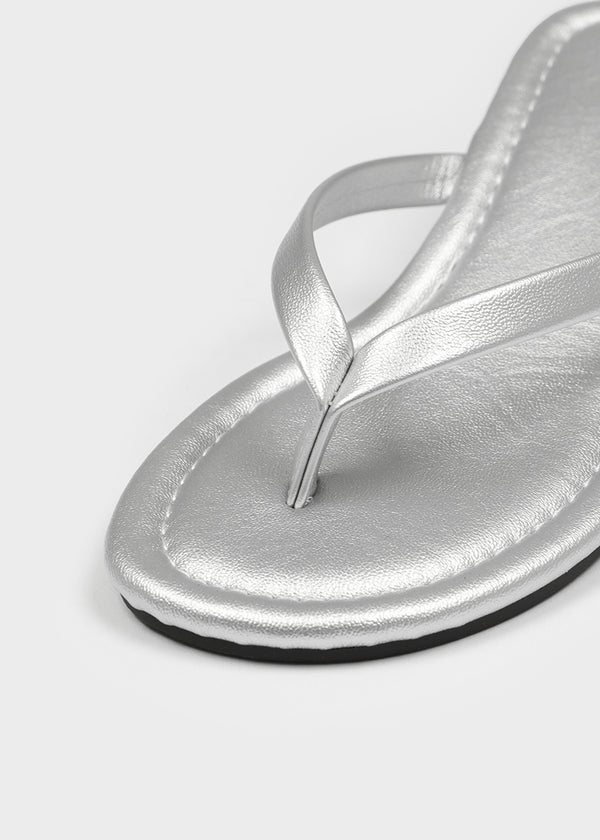 Tezrin Leather Thong Sandals