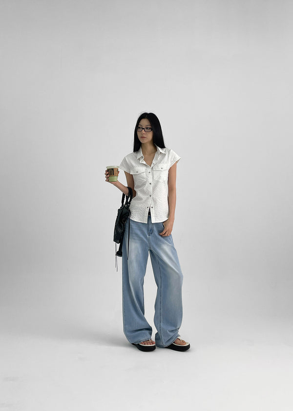 Bammi Embossed Stripe Short Sleeve Shirt