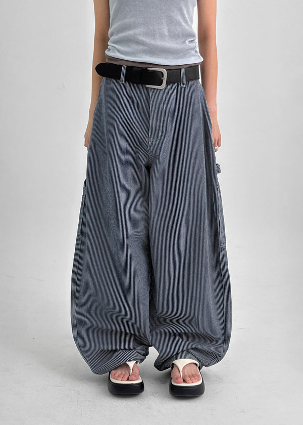 Elle Stripe Carpenter Back Banding Balloon Denim Pants