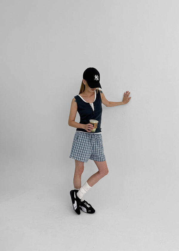 Beroli Ribbed Button Sleeveless