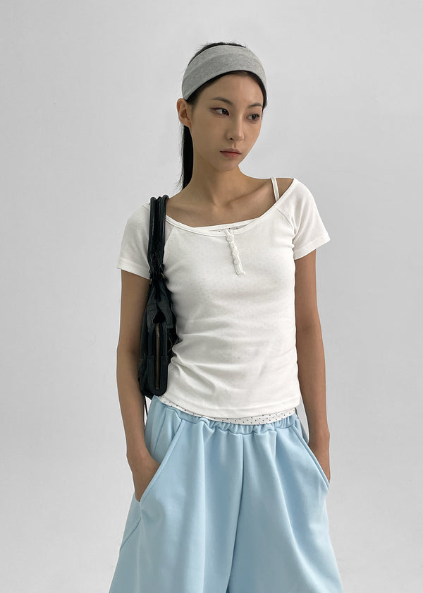 Belten Henley Neck Button Deep U-neck Short Sleeve T-shirt