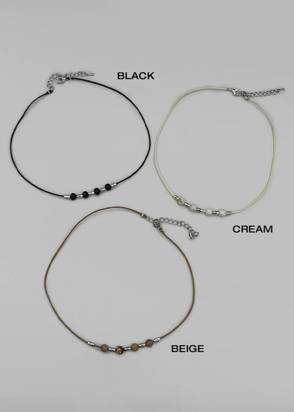 Le Coup Ethnic Mini Ball String Necklace