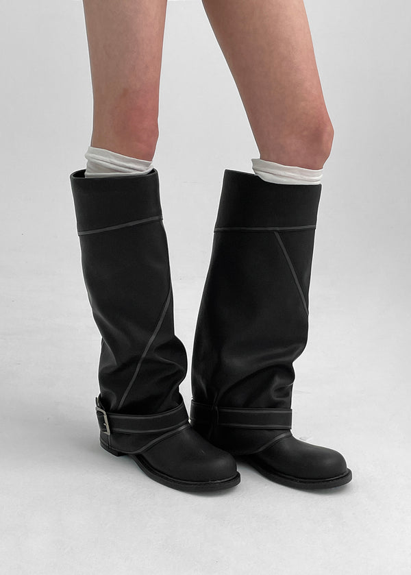 Betmon Washed Leather Buckle Long Boots