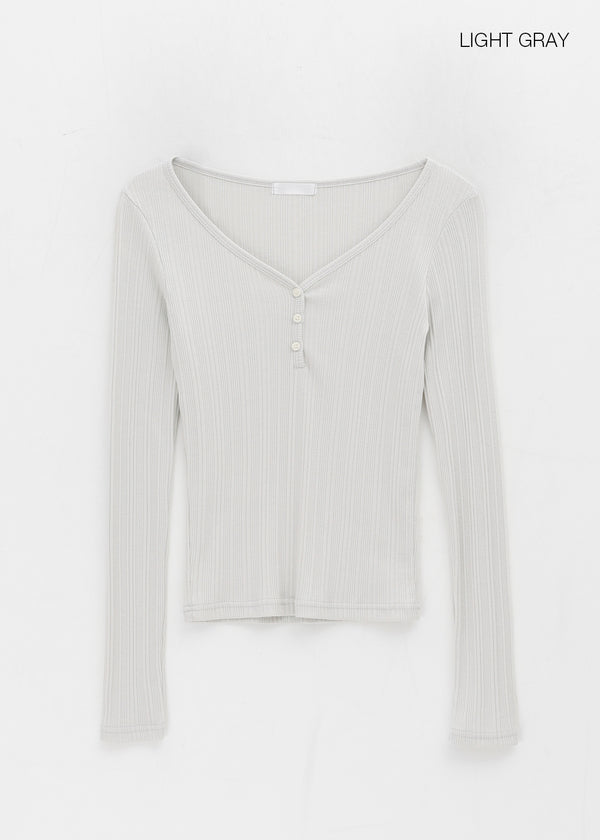 Netsua V-neck Button-up Long-sleeve T-shirt