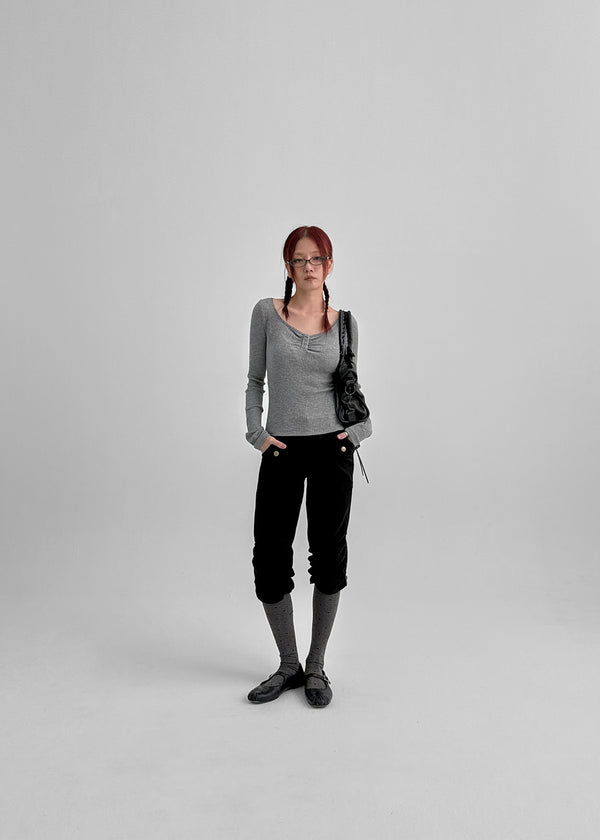 Musel Rivet Shirring Capri Pants