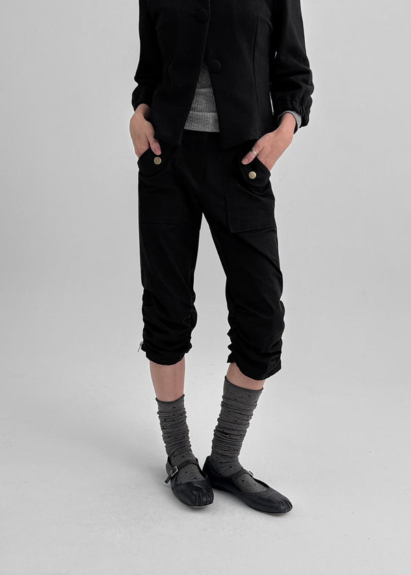 Musel Rivet Shirring Capri Pants