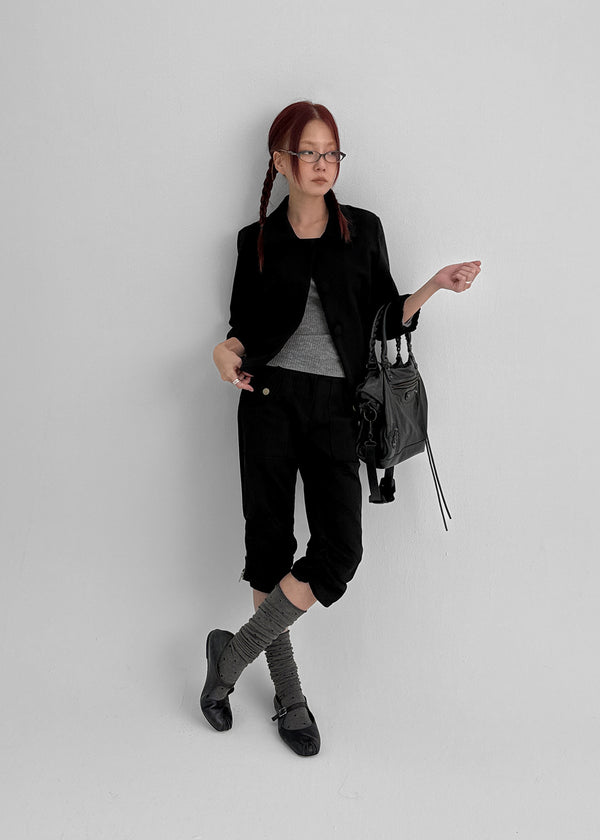 Musel Rivet Shirring Capri Pants