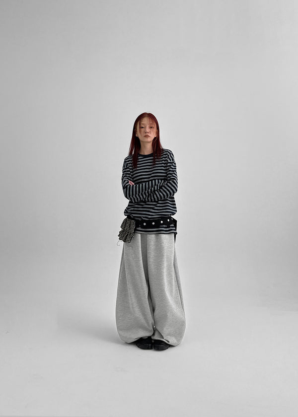 Hael cut balloon banding pants