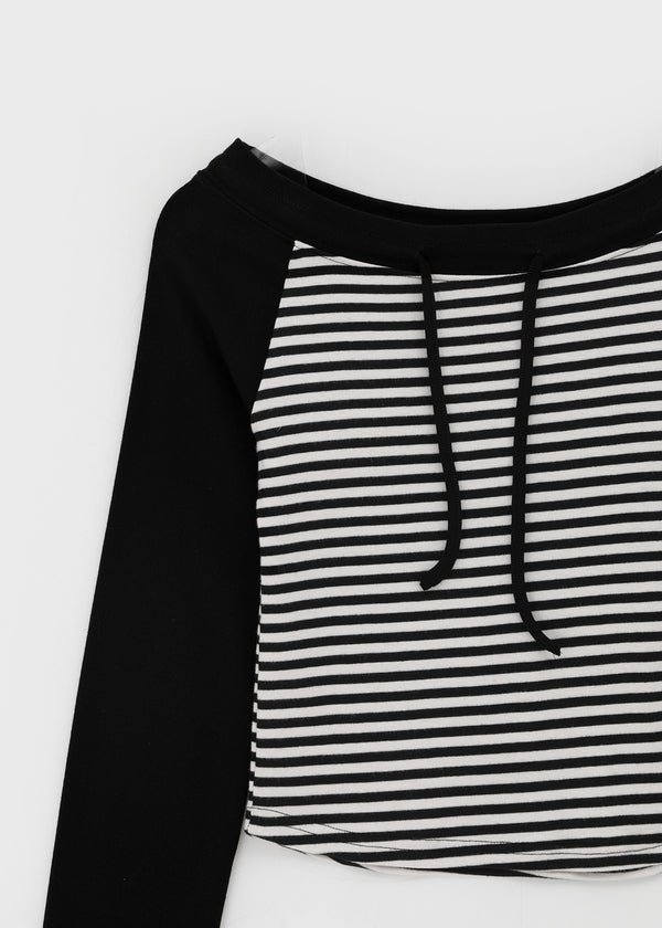 Banon Striped Off-shoulder Crop Long Sleeve T-shirt