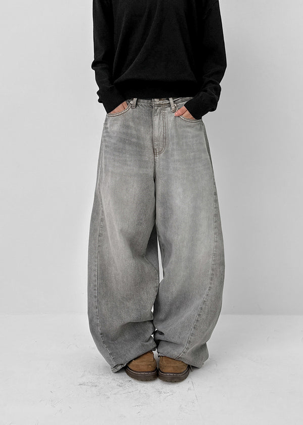 Wide Denim Pants With A Slit Pocket And A Cotton Wash