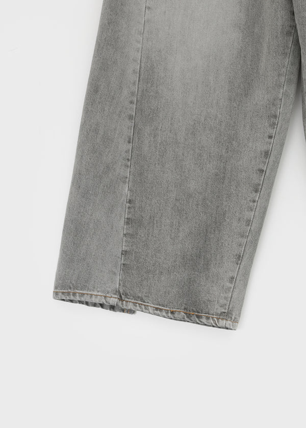 Wide Denim Pants With A Slit Pocket And A Cotton Wash