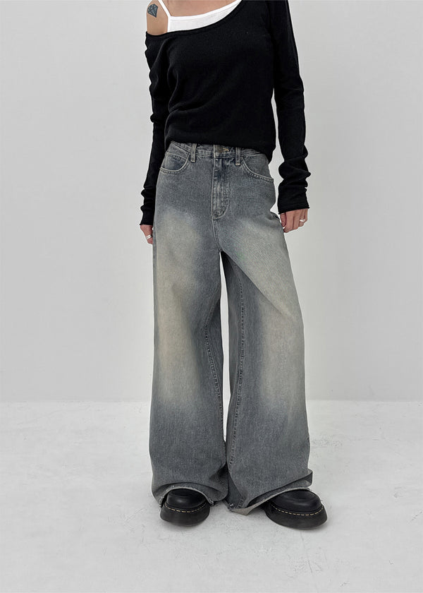 Oladi Washed Wide Bootcut Denim Pants