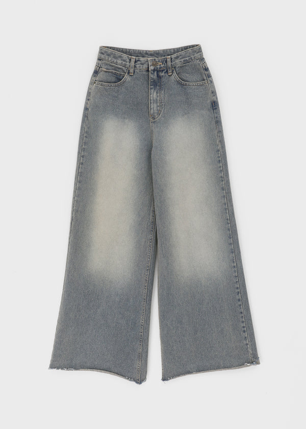 Oladi Washed Wide Bootcut Denim Pants