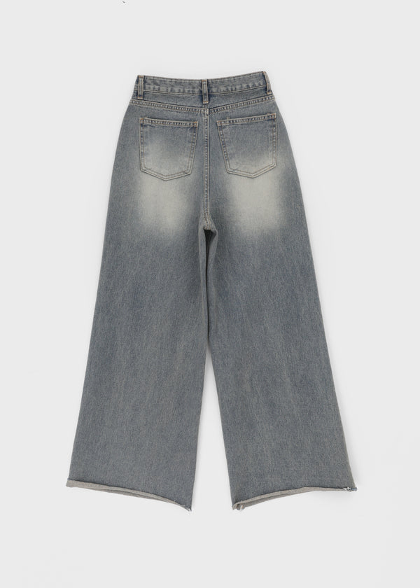 Oladi Washed Wide Bootcut Denim Pants