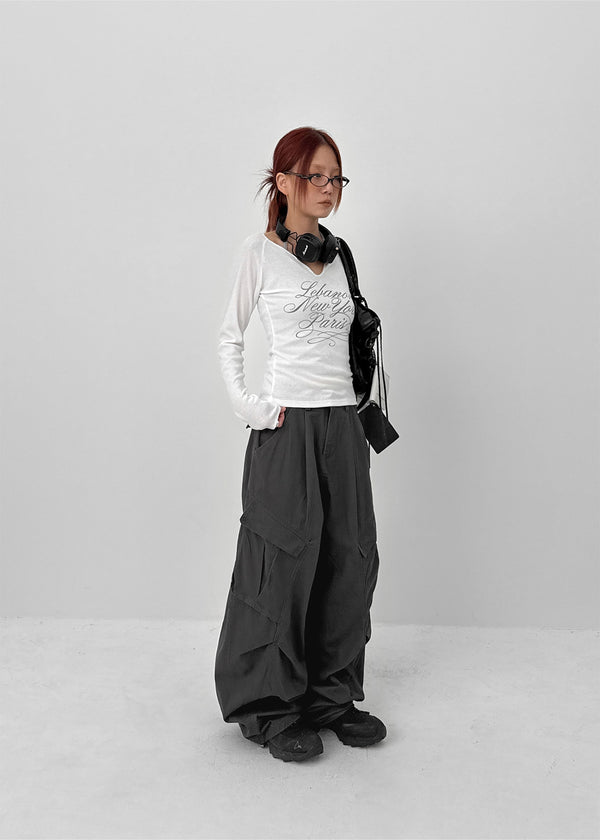 Runong Slit Slim Lettering Long Sleeve T-shirt