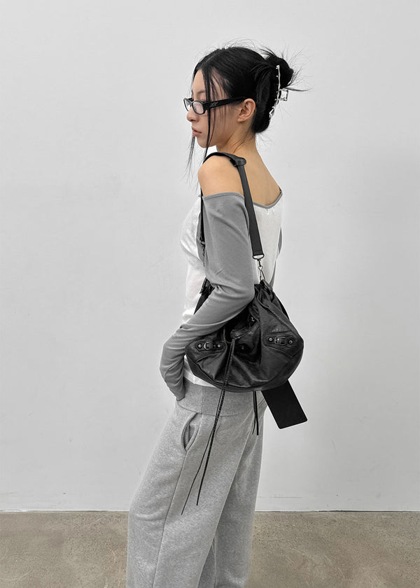 Tomerton Nagrang Off-Shoulder Long Sleeve T-Shirt