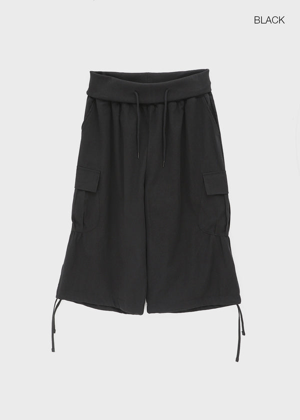 Krenit Folding Cargo Strap Bermuda Shorts