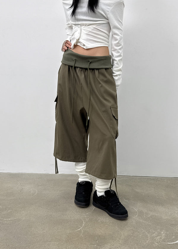 Krenit Folding Cargo Strap Bermuda Shorts