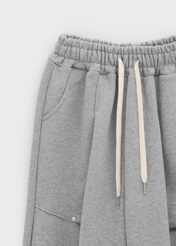 One-to-Rivet Wide Banding Pants