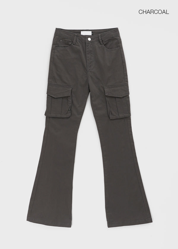 Tsutaro Bootcut Cargo Pants