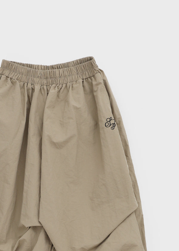 Huchee Pintuck Nylon Balloon Banding Pants