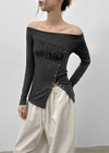 Elfo Slit Off-shoulder Long-sleeved T-shirt