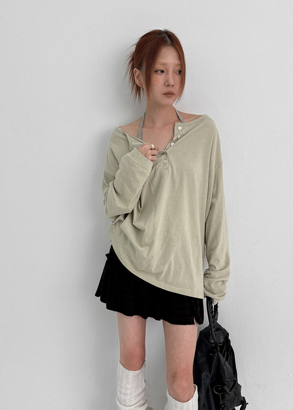 Diamon Loose Fit Henley Neck Long Sleeve Tee