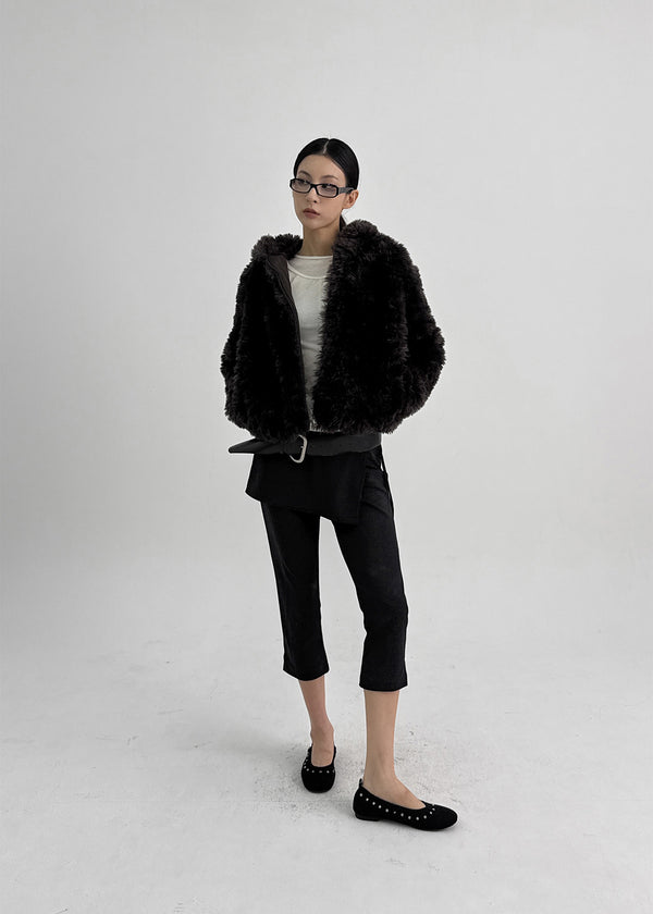 Diprem Slit Capri Skirt Pants