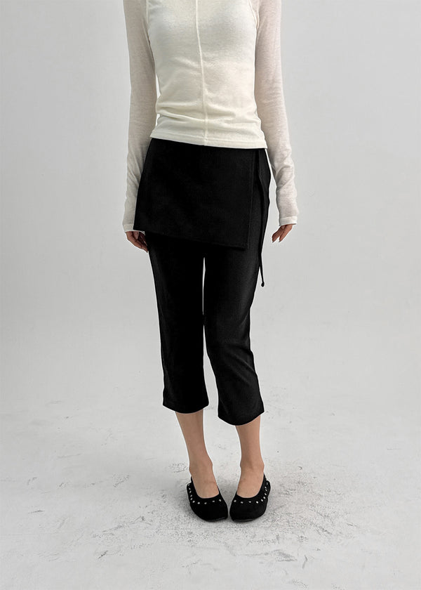 Diprem Slit Capri Skirt Pants