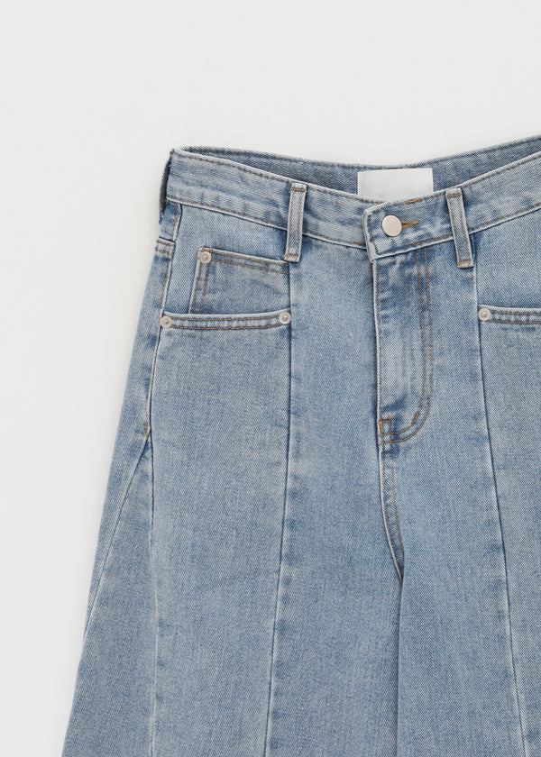 Purek Cut Wide Balloon Denim Pants