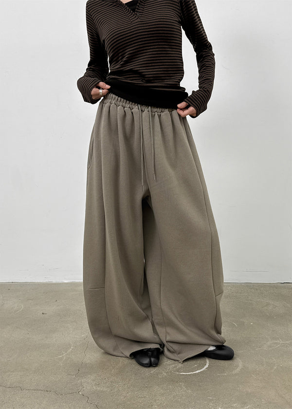 Degol Cutout Slit Wide Fleece Banding Pants
